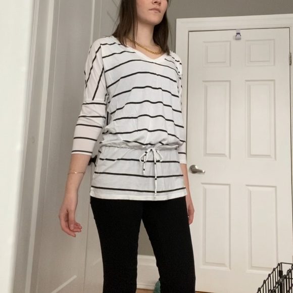 C&C California white and navy striped quarter sleeve top - Picture 6 of 7